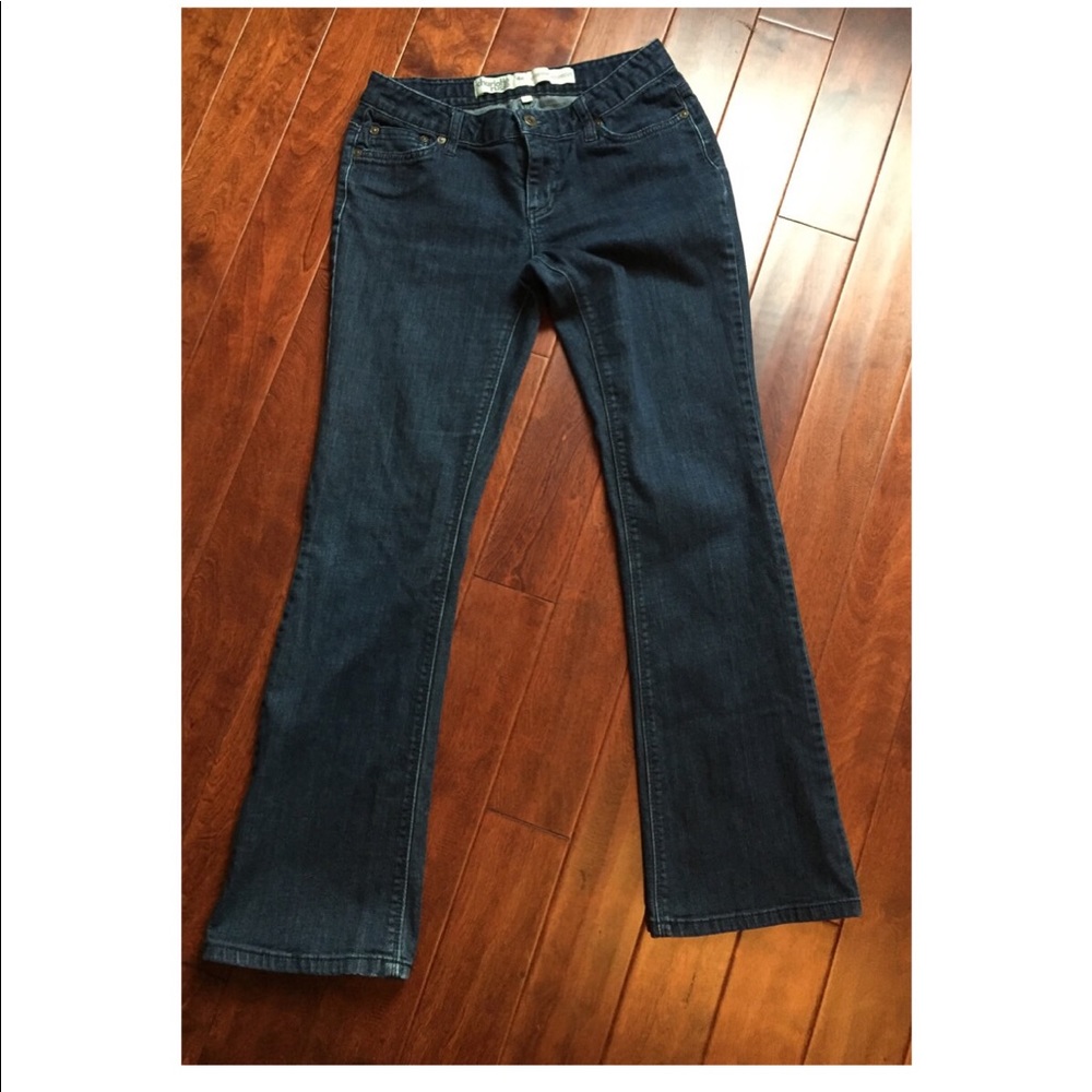 Boot cut jeans